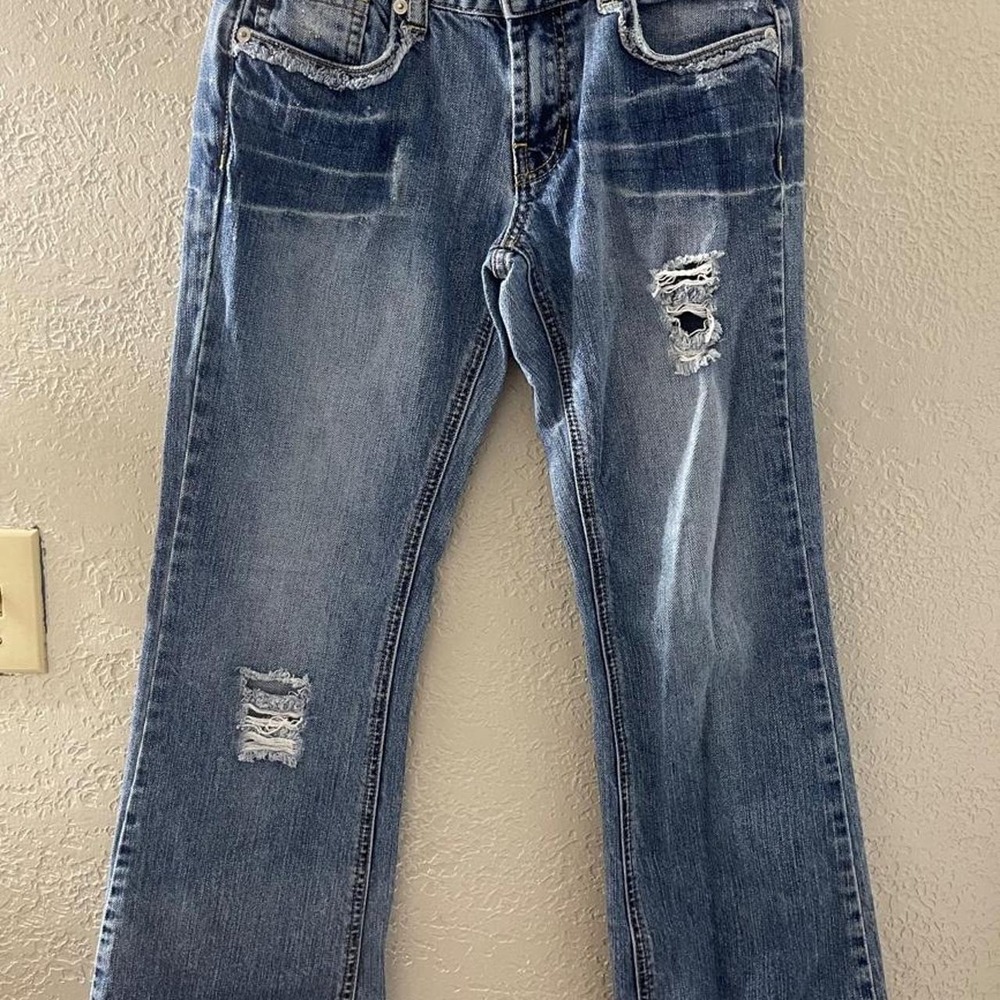 Y2K Refuge Women's blue Distressed bootcut denim jeans  Size 7
